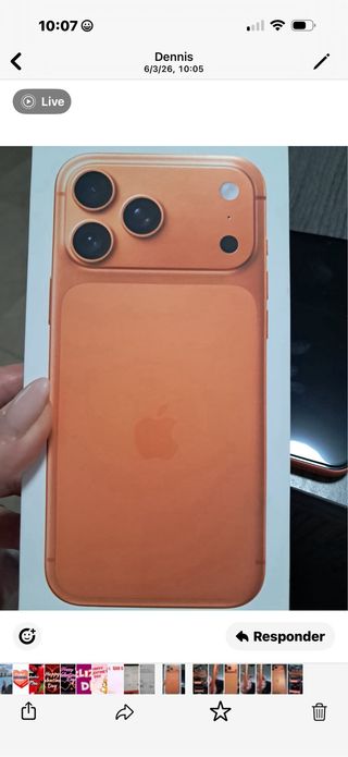 iPhone 17 Pro Max Dorado/Naranja