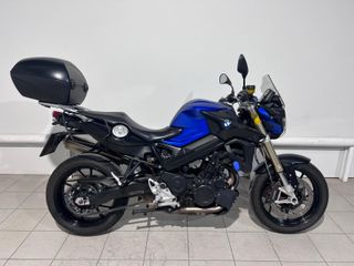 BMW F 800 R Naked Azul y Negra