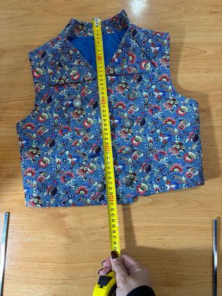 Chaleco fallero niño estampado floral Medidas foto