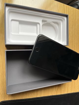 iPhone 8 Plus 256GB Space Gray