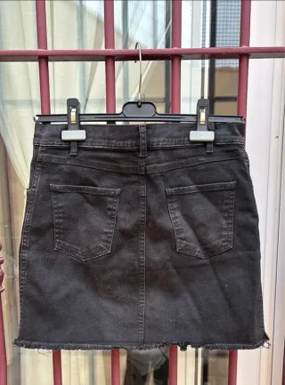 Falda vaquera negra talla M