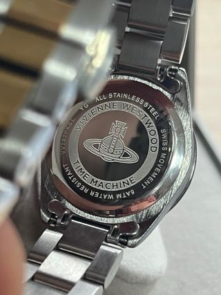 Reloj Vivienne Westwood Dorado y plateado