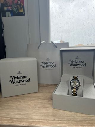 Reloj Vivienne Westwood Dorado y plateado