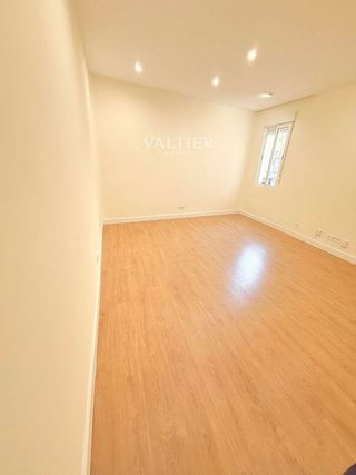 Piso en alquiler en Almagro en Madrid