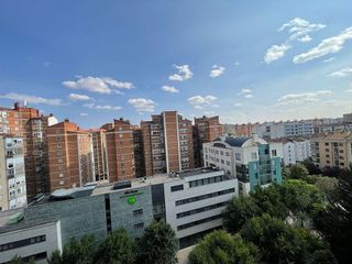 Piso en alquiler en Hospital - G3 - G2 en Burgos