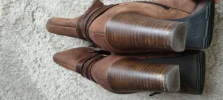 Botines tacón piel marrón talla 37