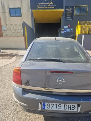 Opel Vectra 2005
