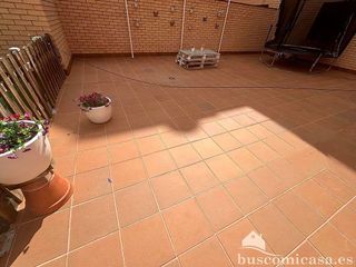 Piso en venta en Linares