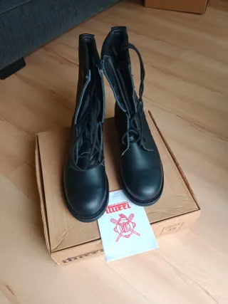 Botas militares Iturri negras talla 43