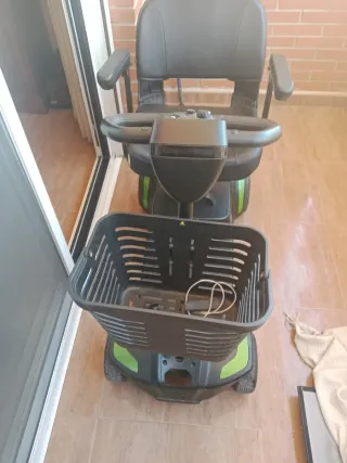 Scooter movilidad reducida. Poco usada