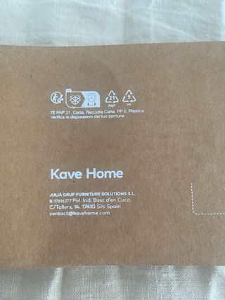 Mantel Grande Bordado Oro Kave Home