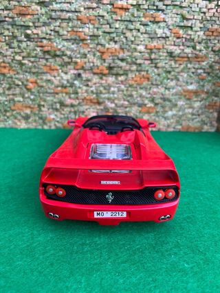 Ferrari F50 (1995) – Escala 1:18 – Bburago