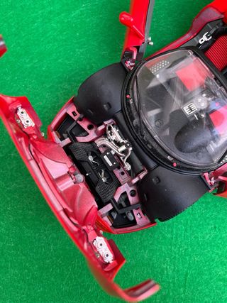 Ferrari F50 (1995) – Escala 1:18 – Bburago