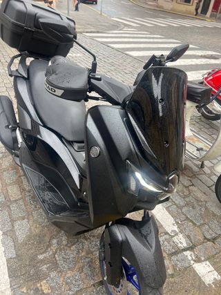 Yamaha NMAX 125cc 2025 Negra