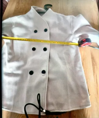 Chaqueta Zara marfil doble botonadura