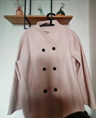 Chaqueta Zara marfil doble botonadura