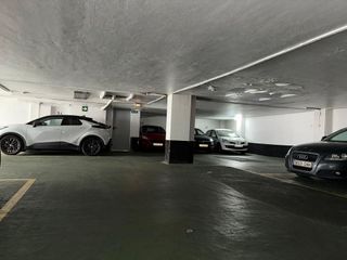 Garaje en venta en Barrio de Abando en Bilbao