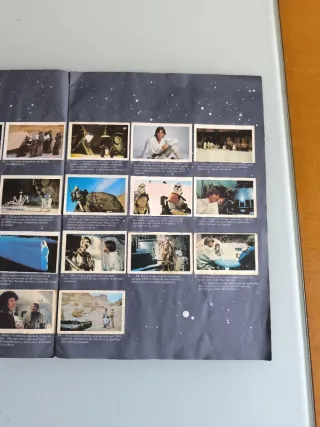 Álbum de cromos la guerra de las galaxias