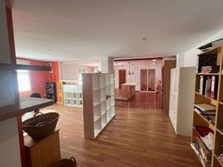 Edificio en venta en Centro Ciudad en Paterna