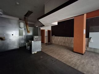 Local comercial en venta en Montecerrao en Oviedo