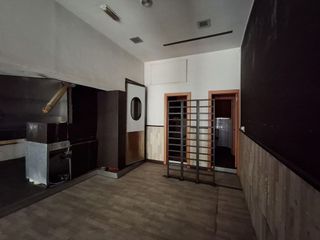 Local comercial en venta en Montecerrao en Oviedo