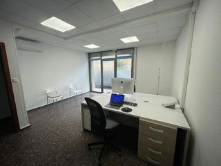 Local comercial en alquiler en Roquetes