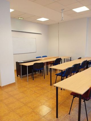 Oficina en alquiler en Parque del Oeste - Olivares en Oviedo