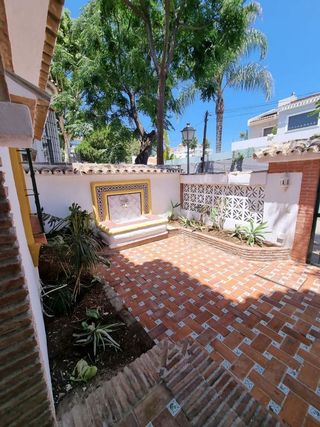 Chalet en alquiler en Lomas de Marbella Club - Puente Romano en Marbella