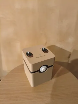 Caja para cartas Pokémon - Eevee