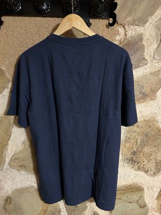 Camiseta Tommy Hilfiger.