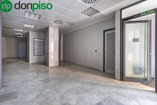 Local comercial en venta en Iznalloz