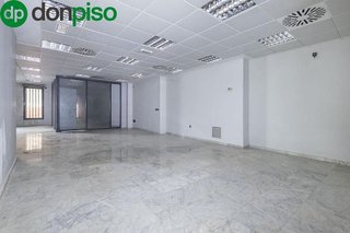 Local comercial en venta en Iznalloz
