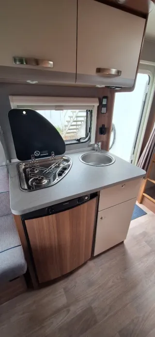 Caravana Weinsberg 400 LK CaraOne