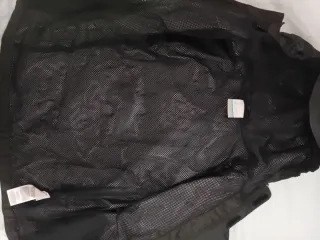 Chaqueta impermeable Columbia negra nueva