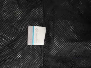 Chaqueta impermeable Columbia negra nueva