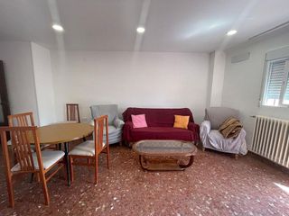 Piso en alquiler en Pajaritos - Plaza de Toros en Granada