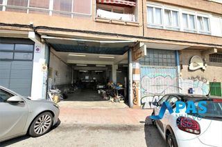 Local comercial en venta en Numancia - San Fernando en Santander