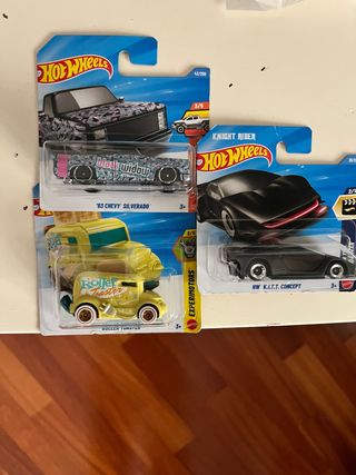 Hot Wheels 3 pezzi: Silverado, KITT, Roller Toaste