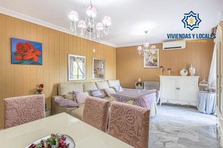 Piso en venta en Cervantes en Granada