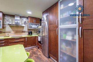 Piso en venta en Cervantes en Granada