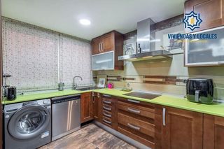 Piso en venta en Cervantes en Granada