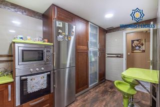 Piso en venta en Cervantes en Granada