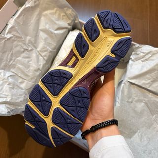 ASICS x TOGA Gel-Cumulus 38 Bianco Rosso Argento