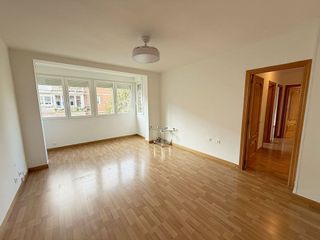 Piso en alquiler en Mirasierra en Madrid