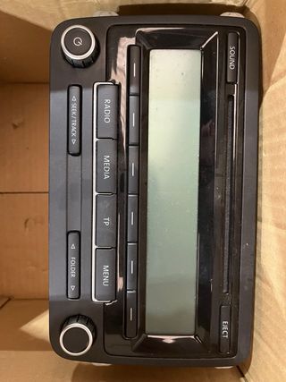 Equipo de Sonido Volkswagen Frontal