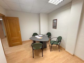 Oficina en alquiler en Zona Teatro Campoamor en Oviedo
