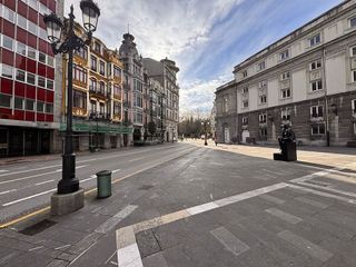 Oficina en alquiler en Zona Teatro Campoamor en Oviedo