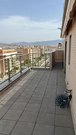 Dúplex en alquiler en Parque Mediterráneo - Santa Paula en Málaga