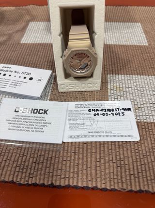 G-Shock GMA-P2100ST-9A Beige/Oro