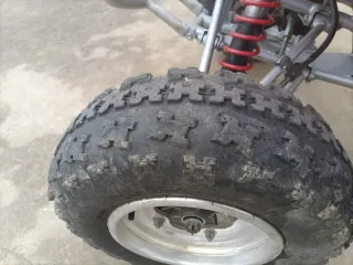 Quad Honda TRX 450 Rojo y Negro